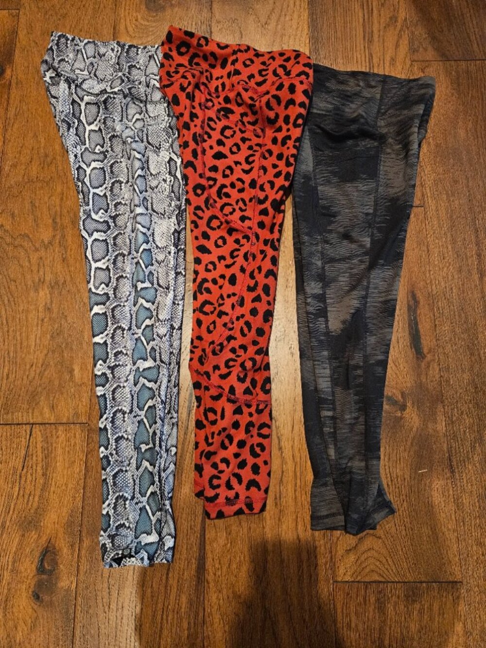 Lot of three Pattern Leggings